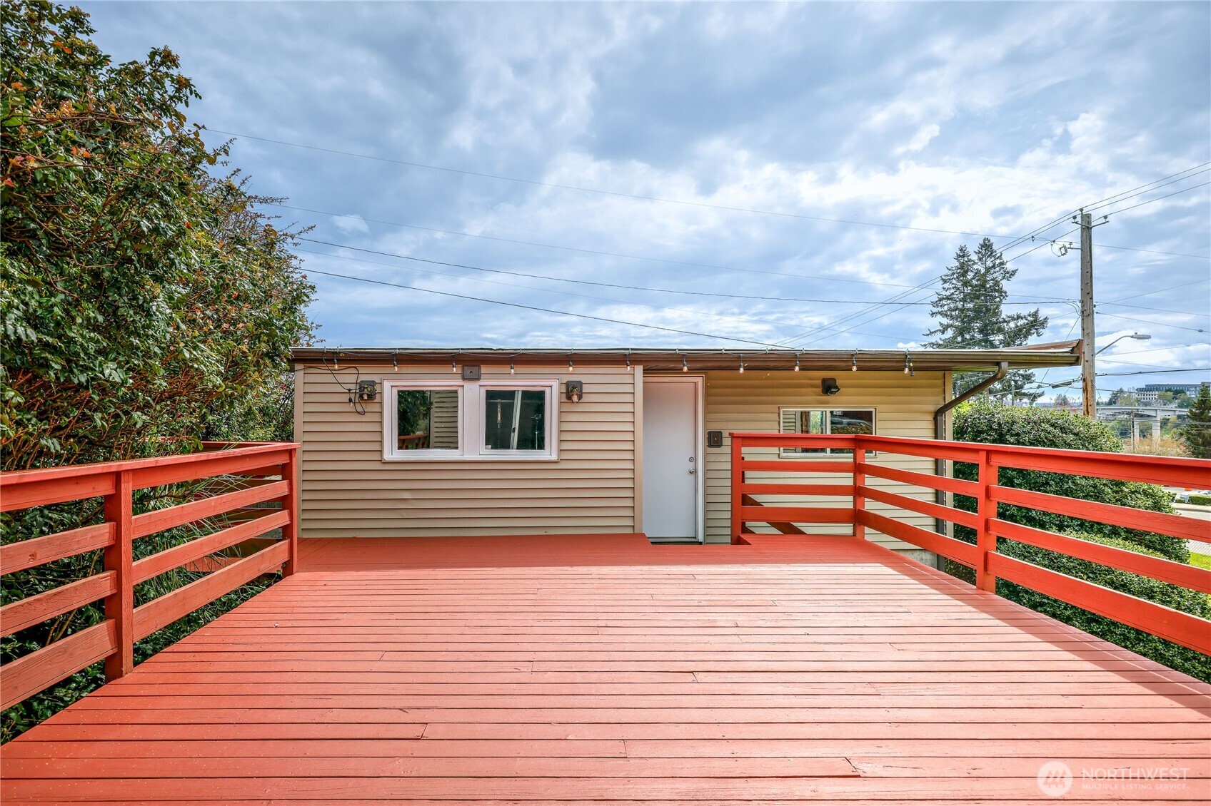 1408 Winfield Avenue , Bremerton, WA 98310