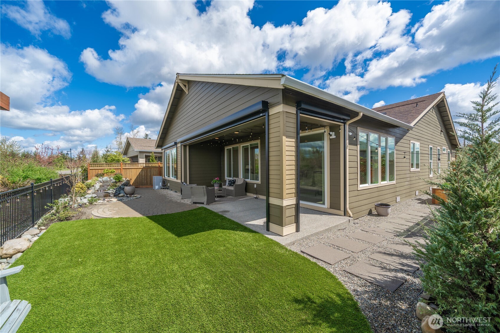 14708 182nd Avenue E, Bonney Lake, WA 98391-9639