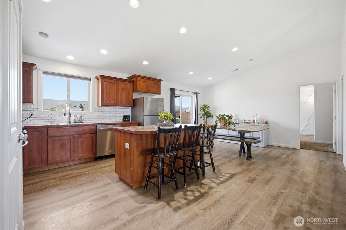3807 Milagro Dr , Pasco, WA 99301
