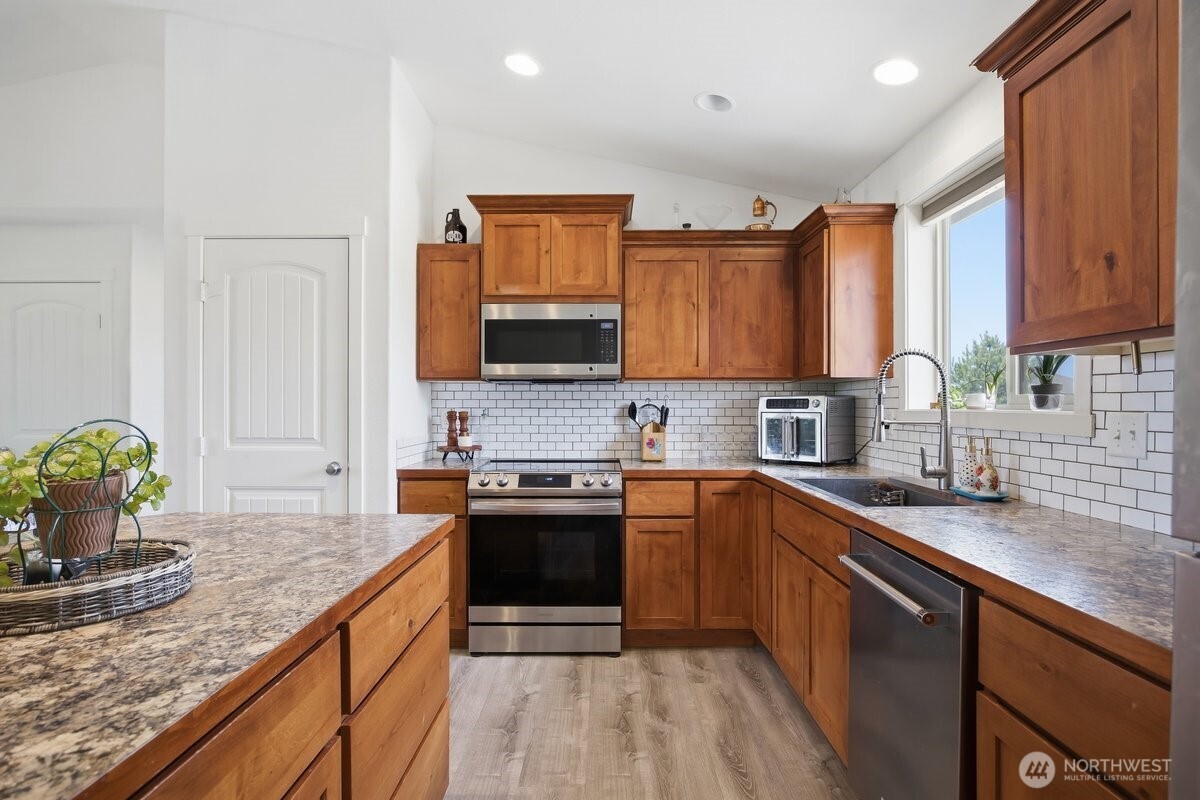 3807 Milagro Dr , Pasco, WA 99301