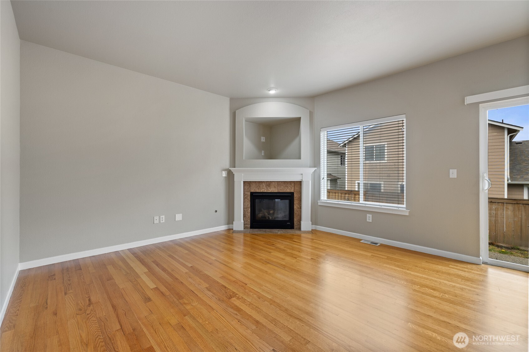 18623 111th Avenue E, Puyallup, WA 98374