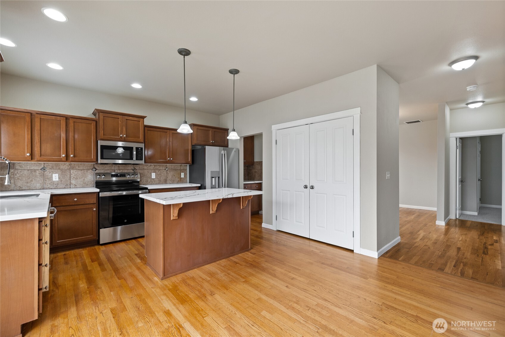 18623 111th Avenue E, Puyallup, WA 98374