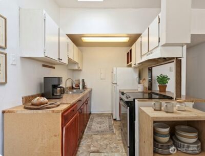 201 E 36th Street , Tacoma, WA 98404 - Photo 7