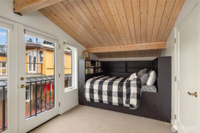 2466 Westlake Avenue N #8, Seattle, WA 98109 - Photo 25