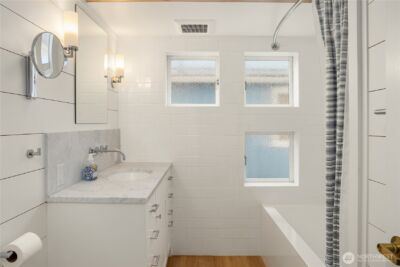 2466 Westlake Avenue N #8, Seattle, WA 98109 - Photo 30
