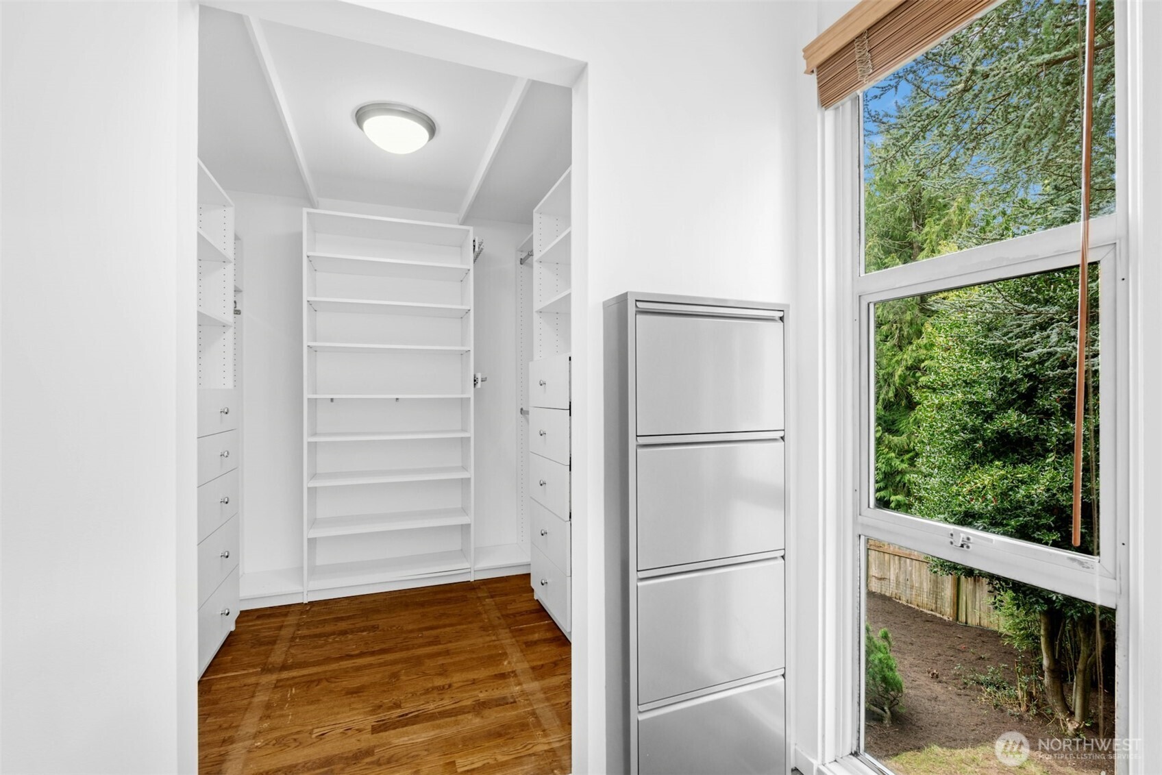 7237 NE 121st Place , Kirkland, WA 98034-2416
