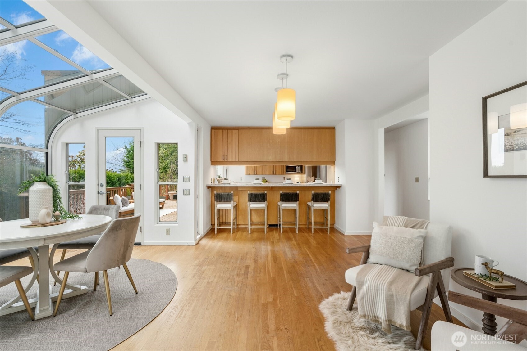 7237 NE 121st Place , Kirkland, WA 98034-2416