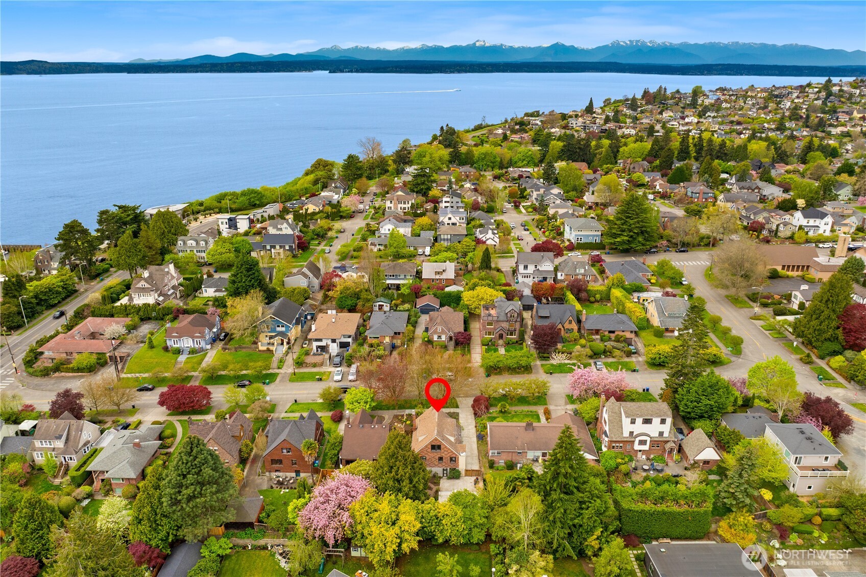 1536 Thorndyke Avenue W, Seattle, WA 98199