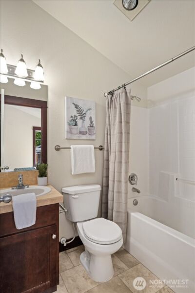 2205 NE 92nd Street , Seattle, WA 98115 - Photo 18