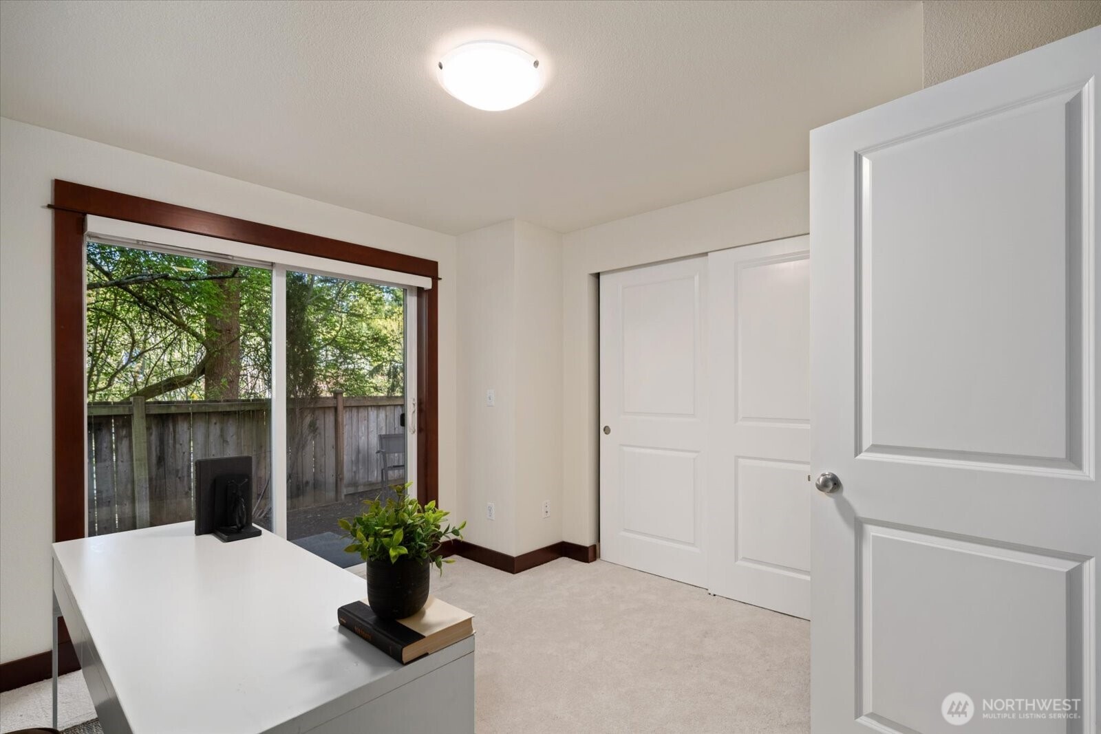 2205 NE 92nd Street , Seattle, WA 98115