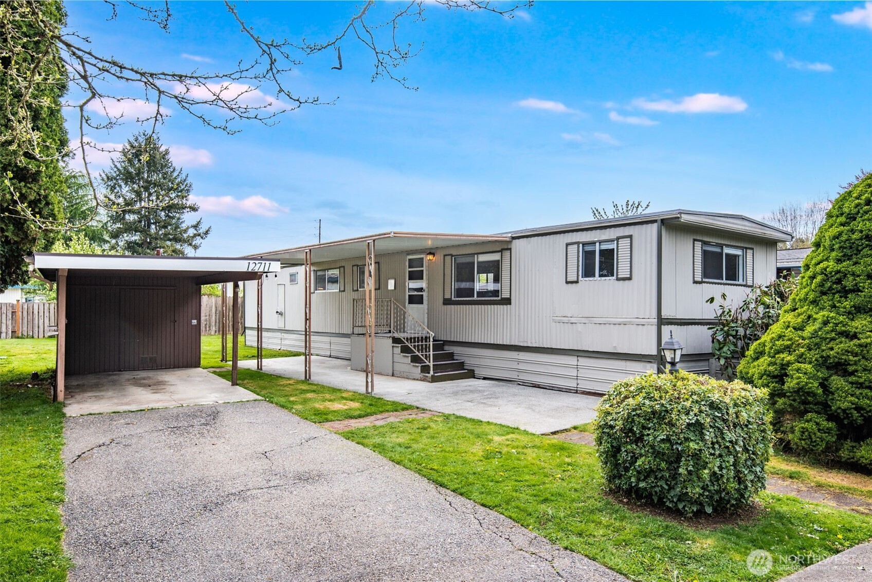 12711 142nd Avenue E #102, Puyallup, WA 98374