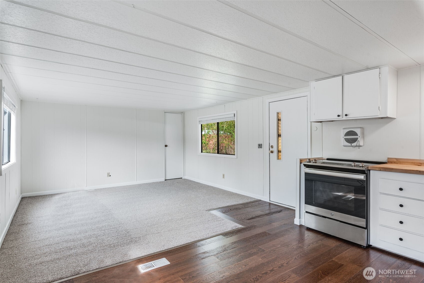 12711 142nd Avenue E #102, Puyallup, WA 98374