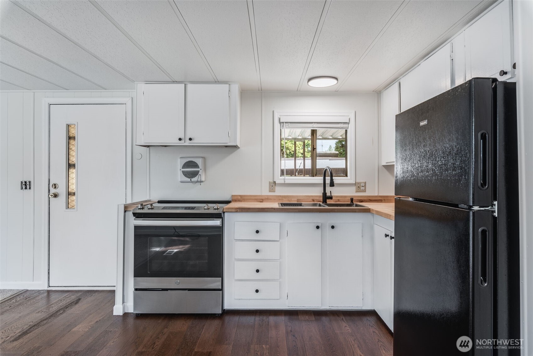 12711 142nd Avenue E #102, Puyallup, WA 98374