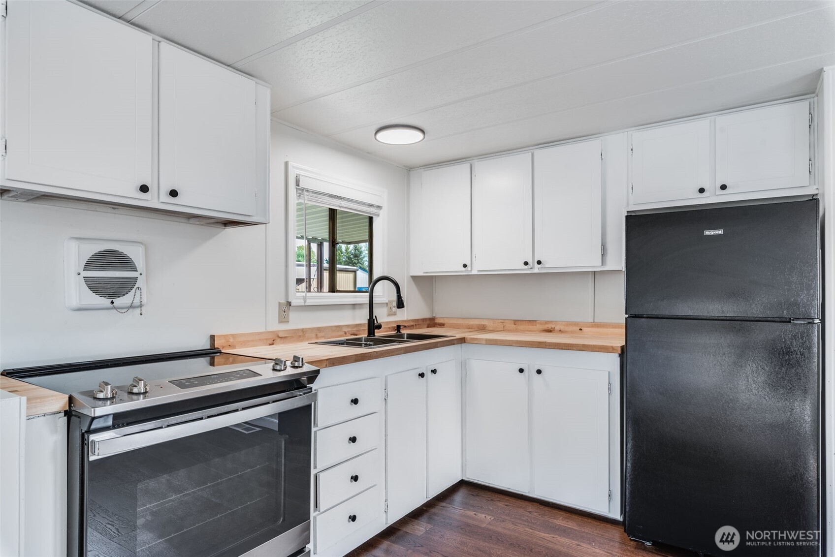 12711 142nd Avenue E #102, Puyallup, WA 98374