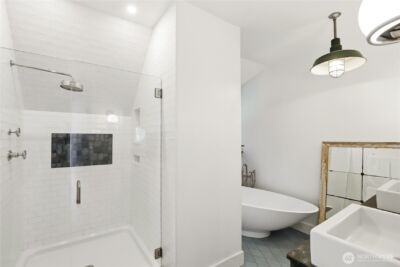 10472 NE Sunrise Bluff Lane , Bainbridge Island, WA 98110 - Photo 21