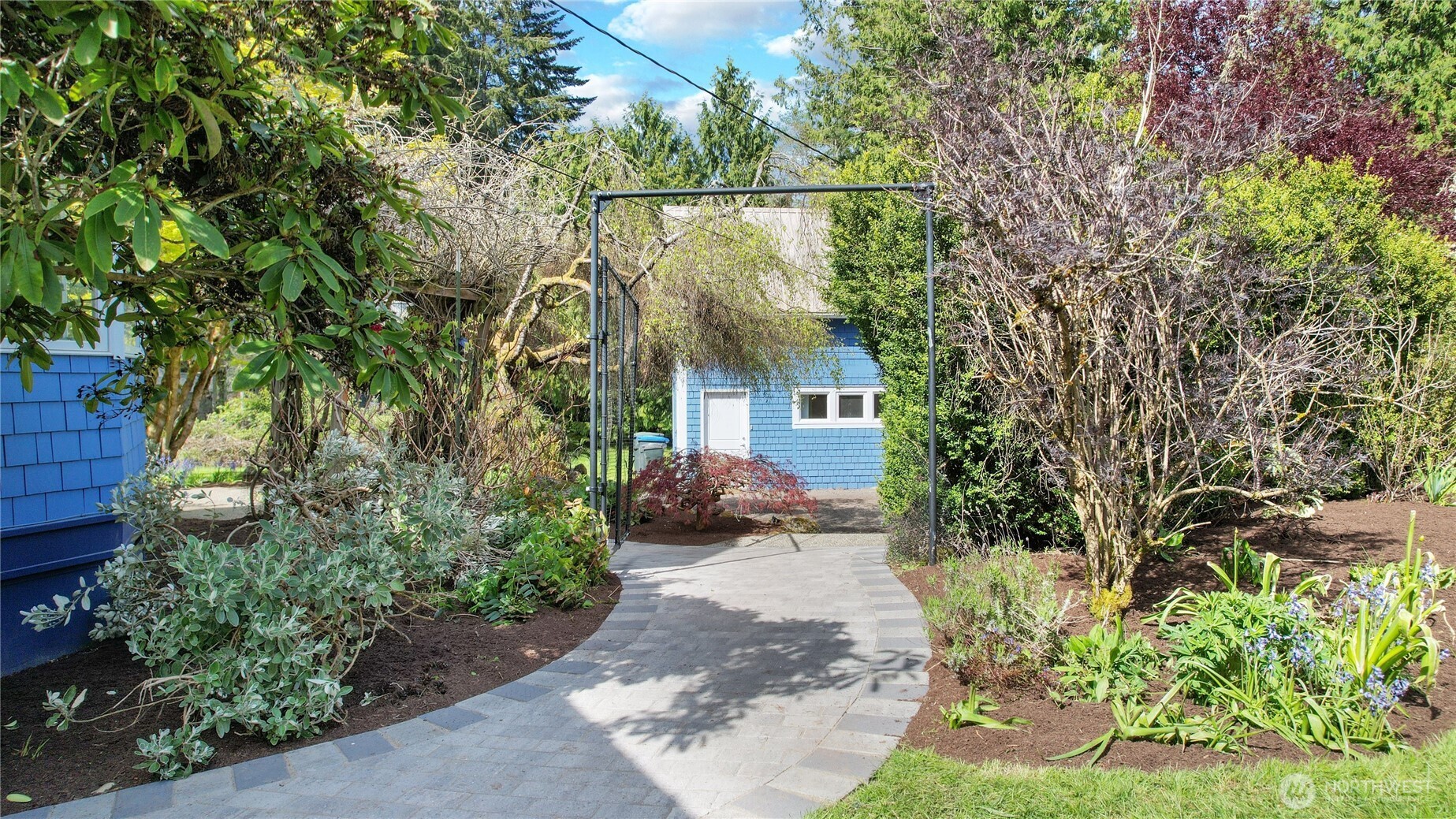 10472 NE Sunrise Bluff Lane , Bainbridge Island, WA 98110