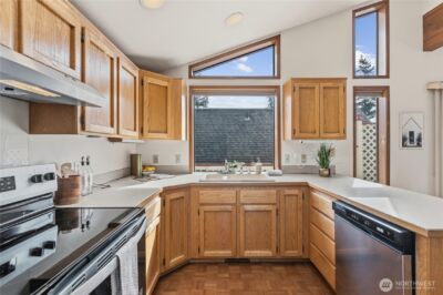 1211 31st Street , Anacortes, WA 98221 - Photo 14