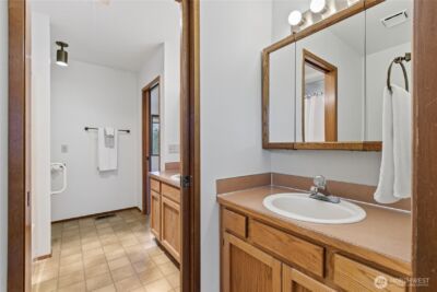 1211 31st Street , Anacortes, WA 98221 - Photo 18