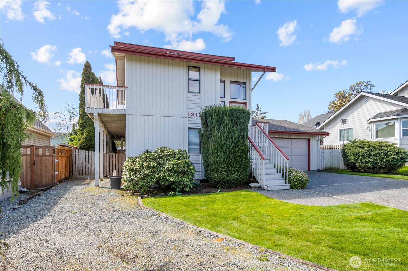 1211 31st Street , Anacortes, WA 98221