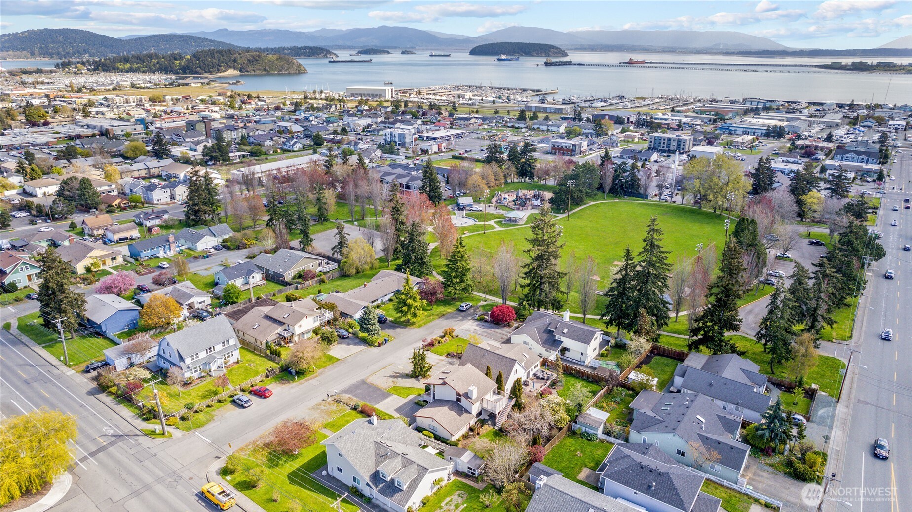 1211 31st Street , Anacortes, WA 98221