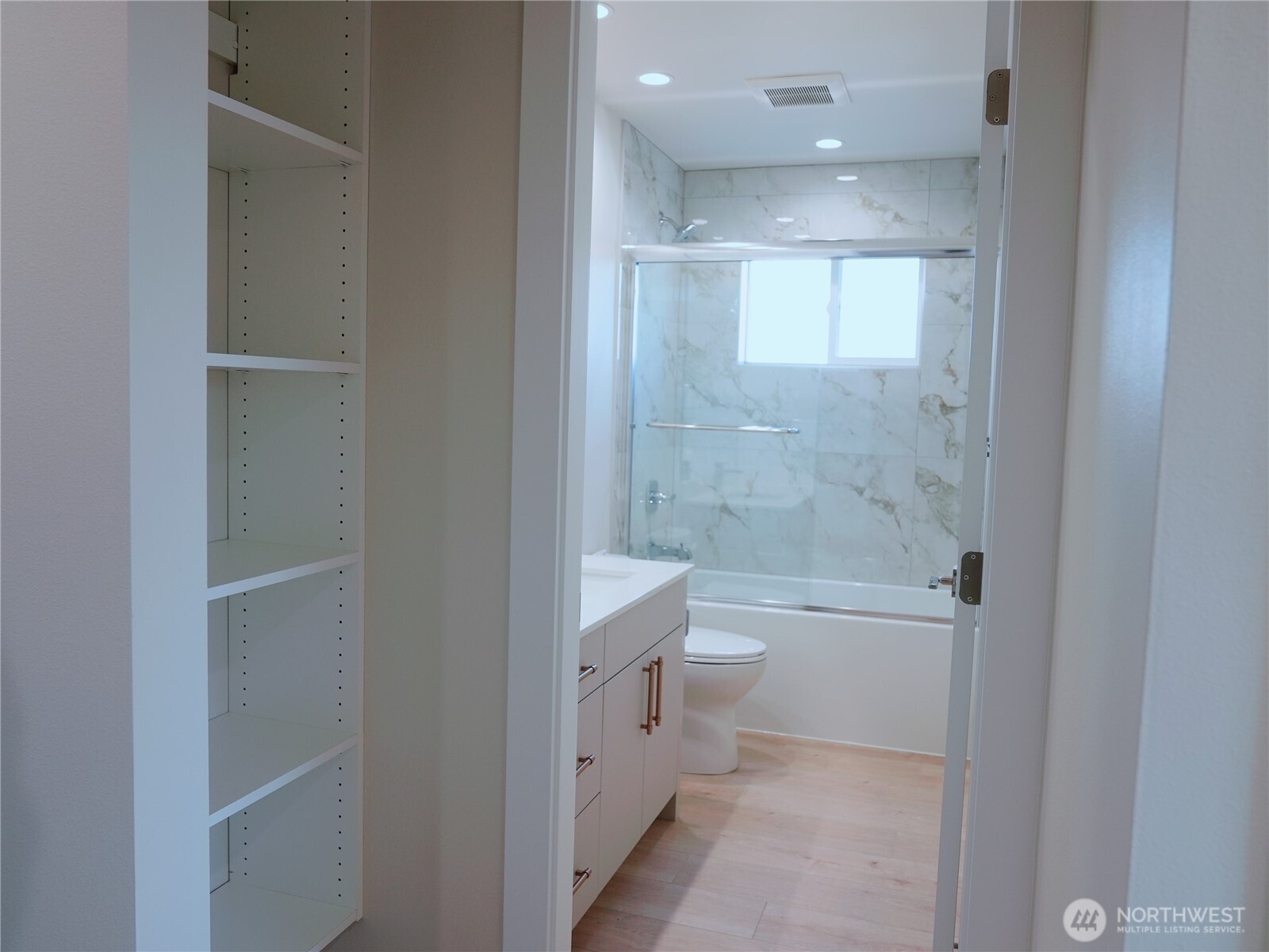 2155 Siddle Loop #101, Ferndale, WA 98248