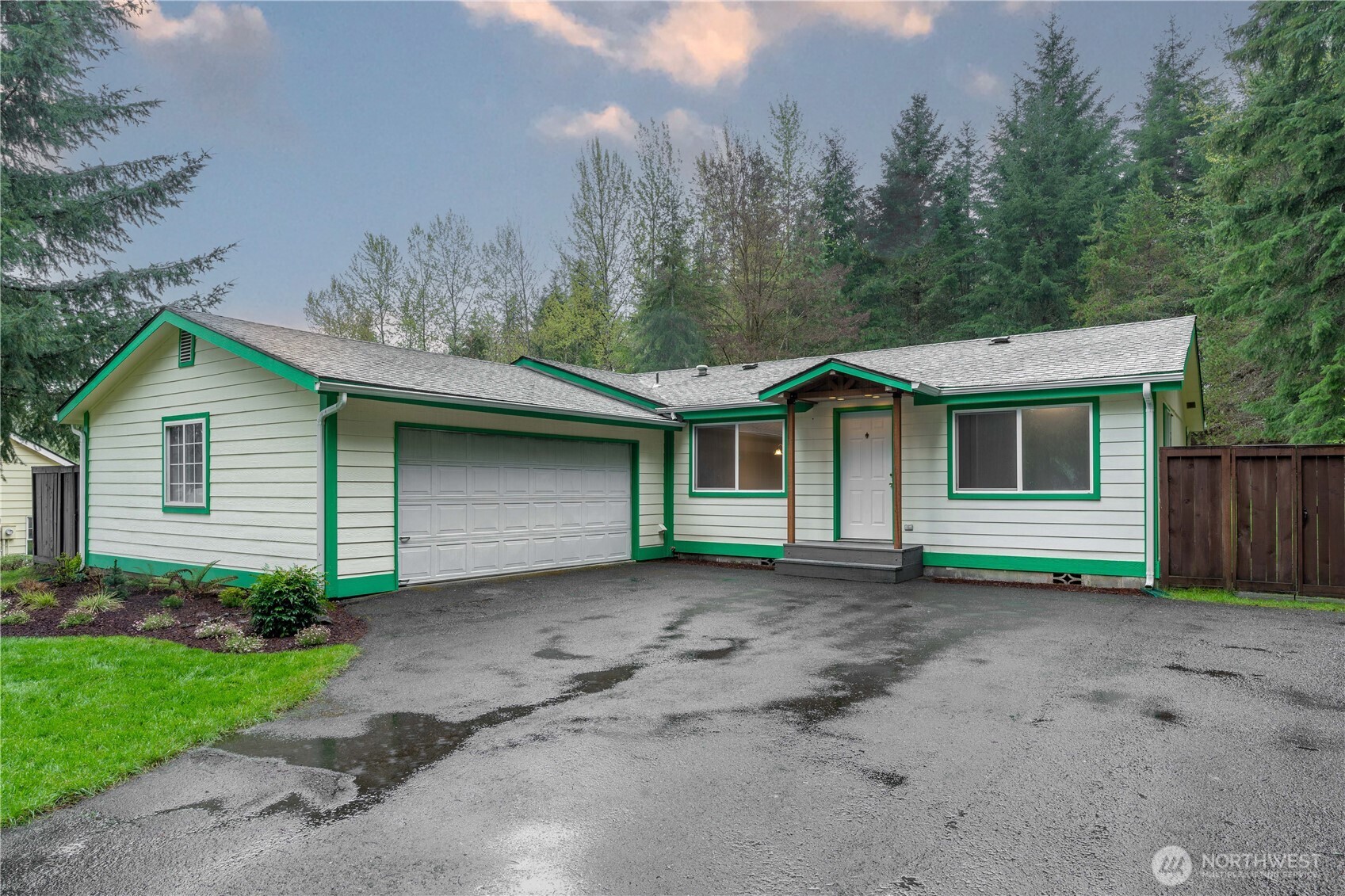 799 King Road , Winlock, WA 98596