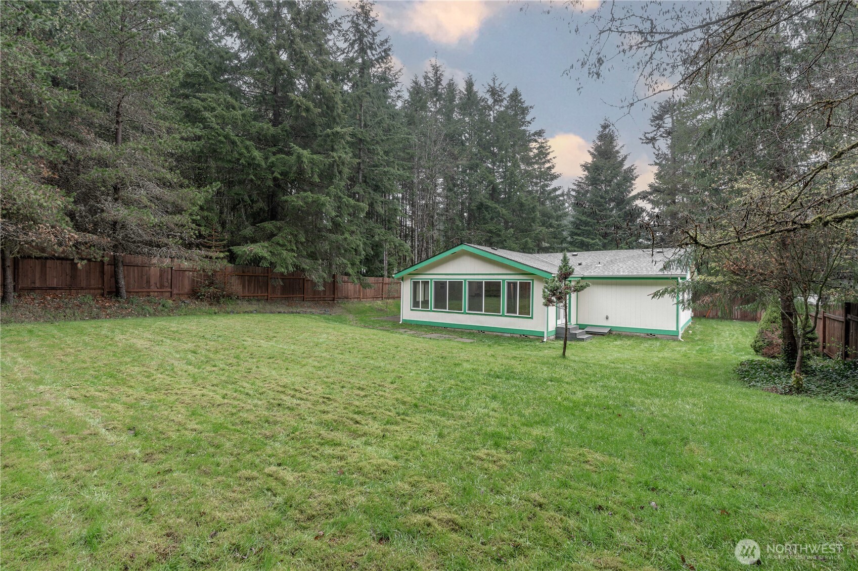 799 King Road , Winlock, WA 98596
