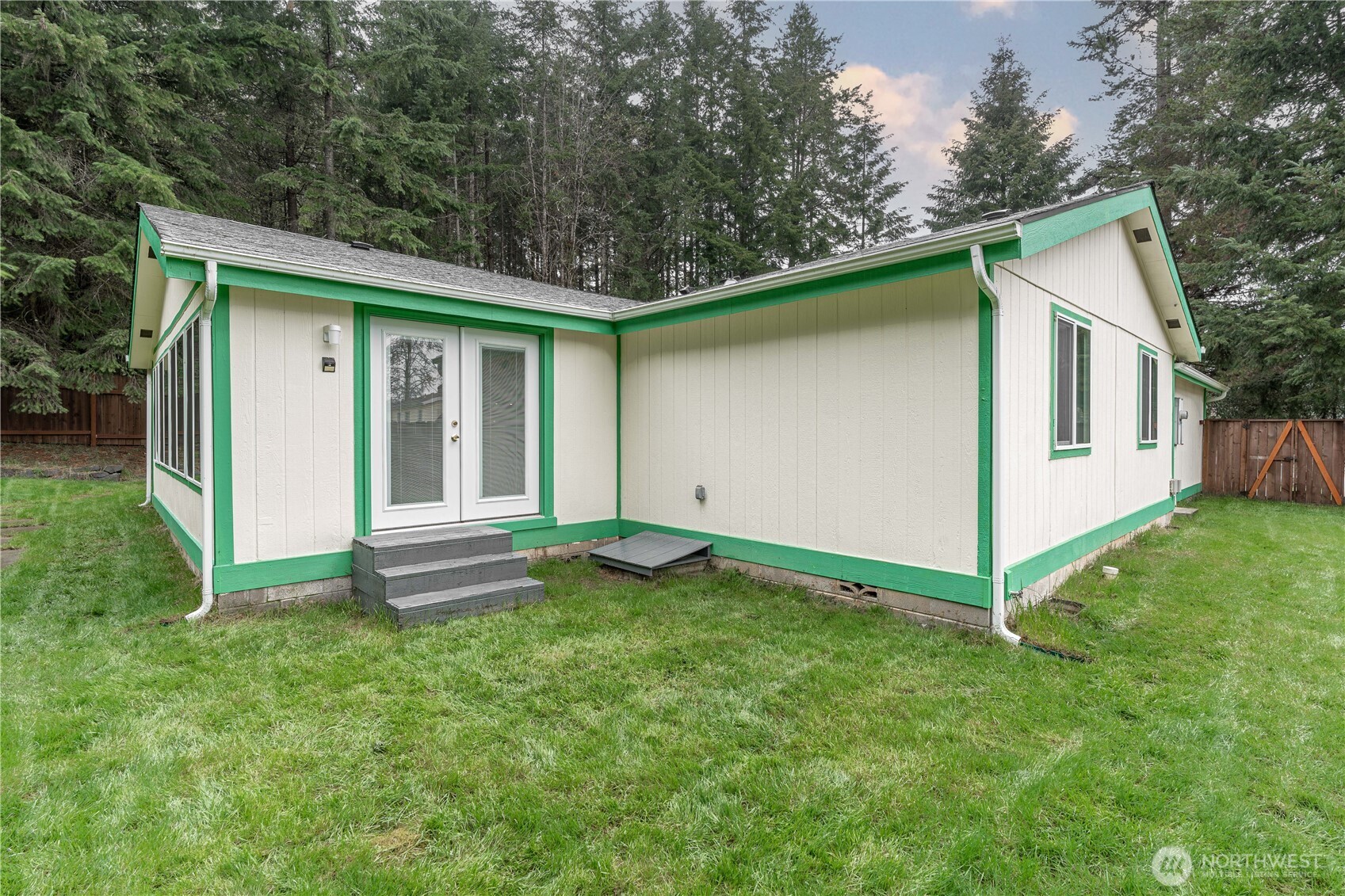 799 King Road , Winlock, WA 98596