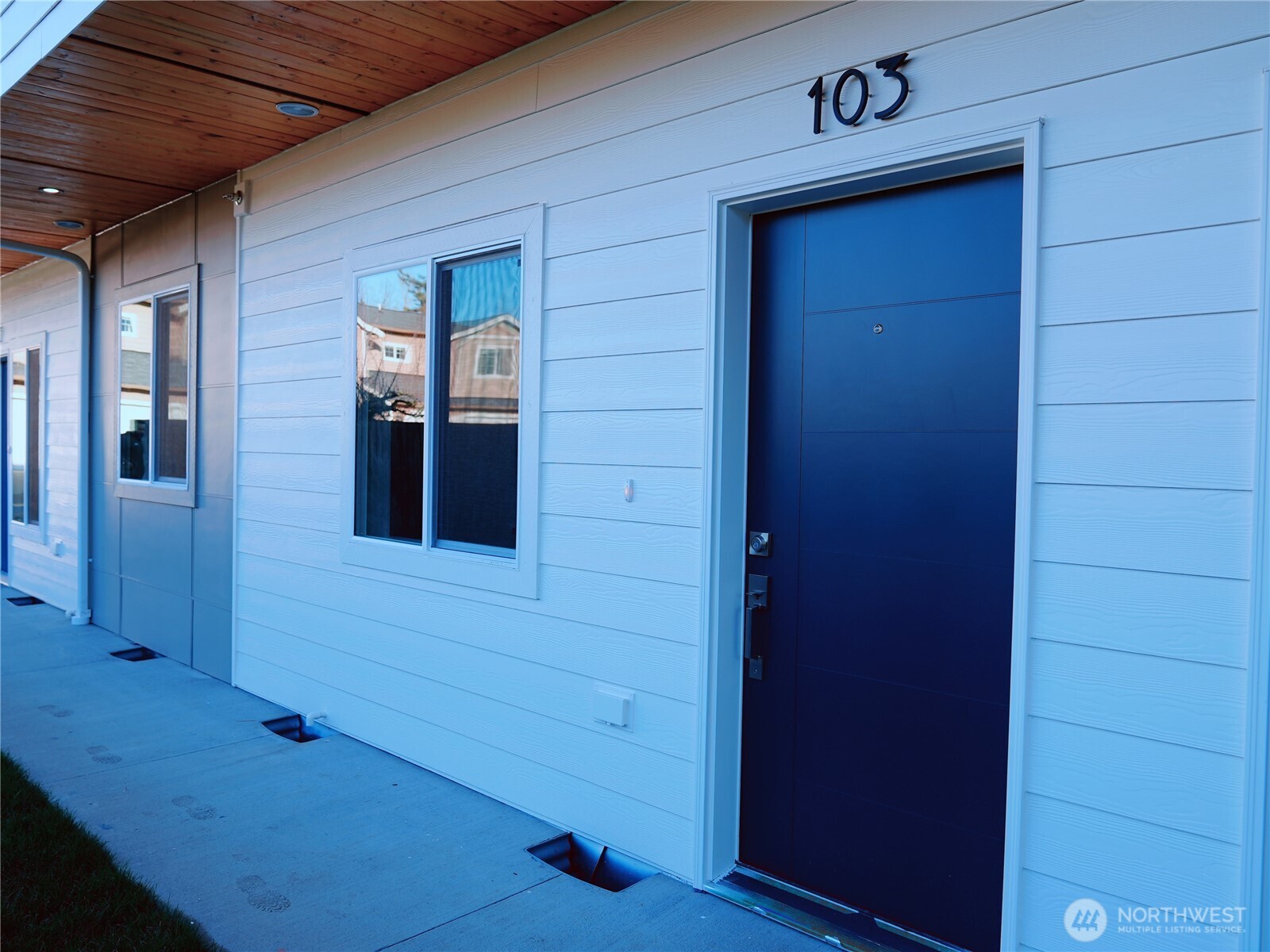 2155 Siddle Loop #103, Ferndale, WA 98248
