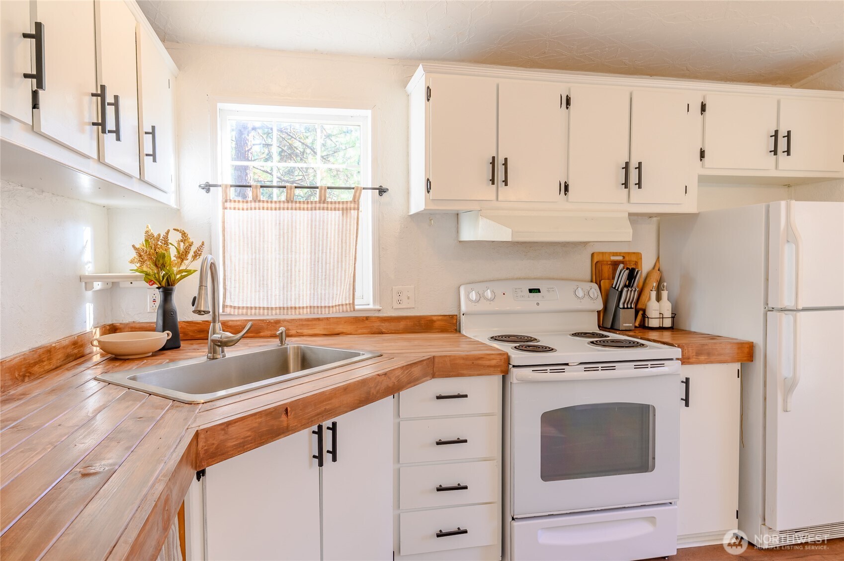 6371 N Fork Road , Yakima, WA 98903