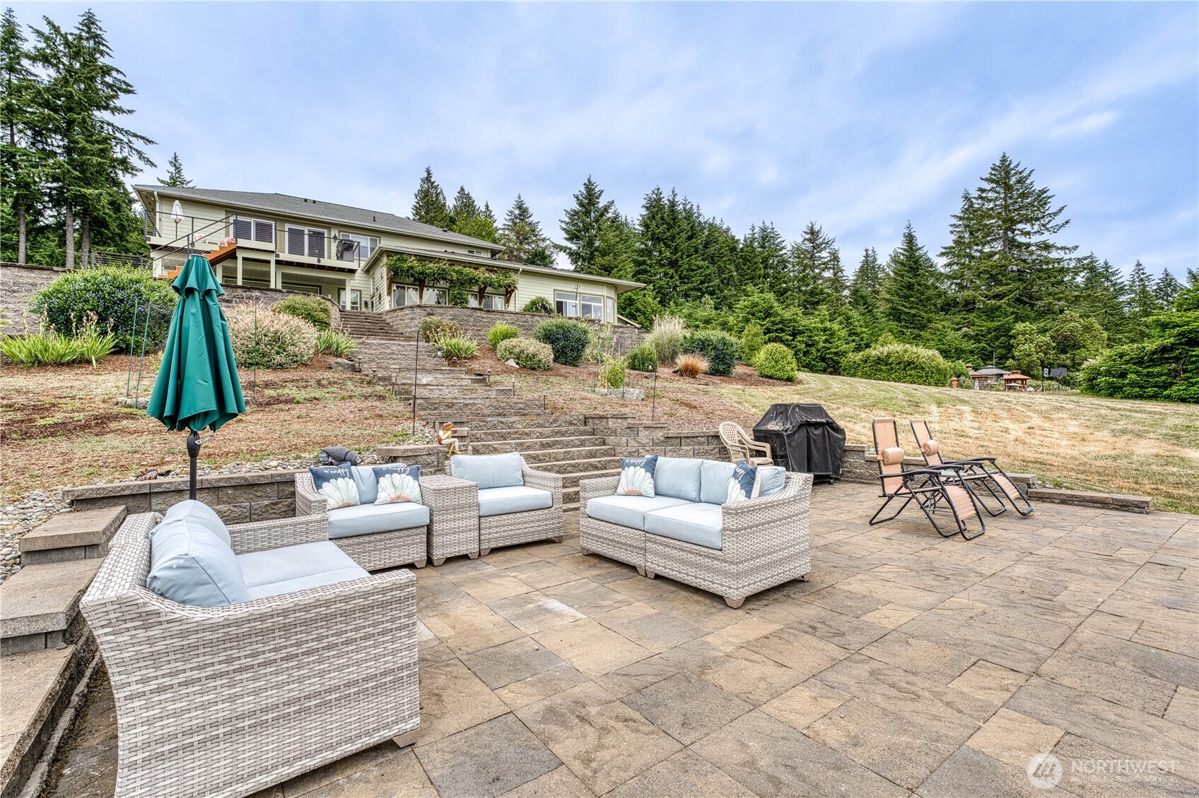 481 E Leeds , Shelton, WA 98584