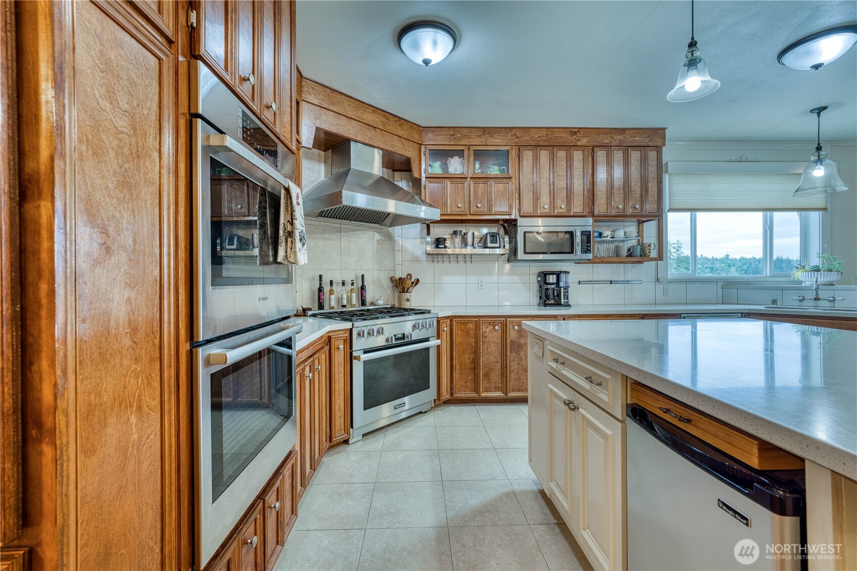 481 E Leeds , Shelton, WA 98584