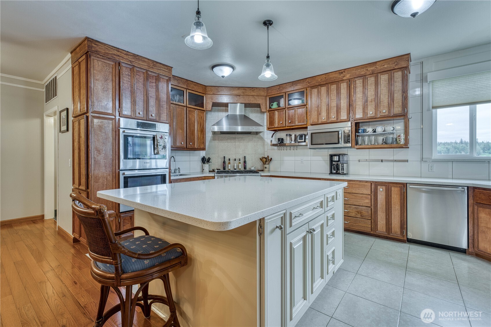 481 E Leeds , Shelton, WA 98584