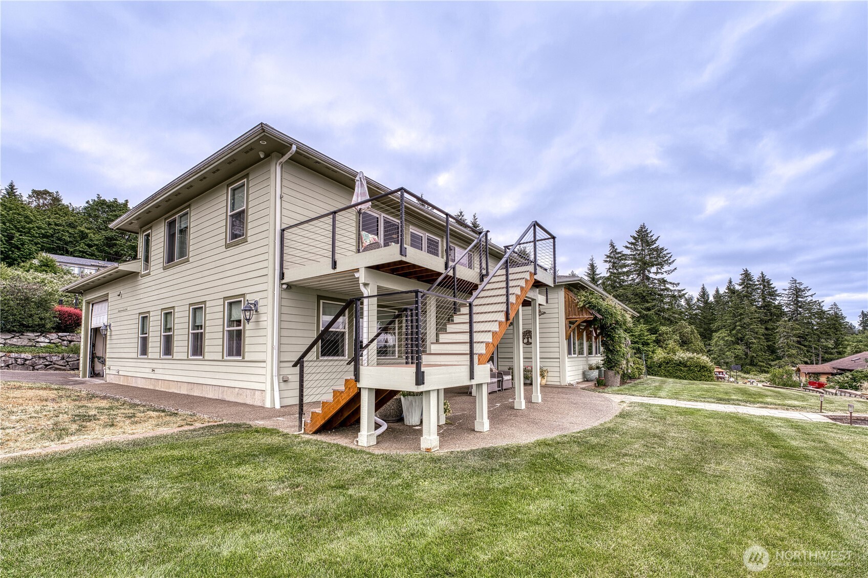 481 E Leeds , Shelton, WA 98584