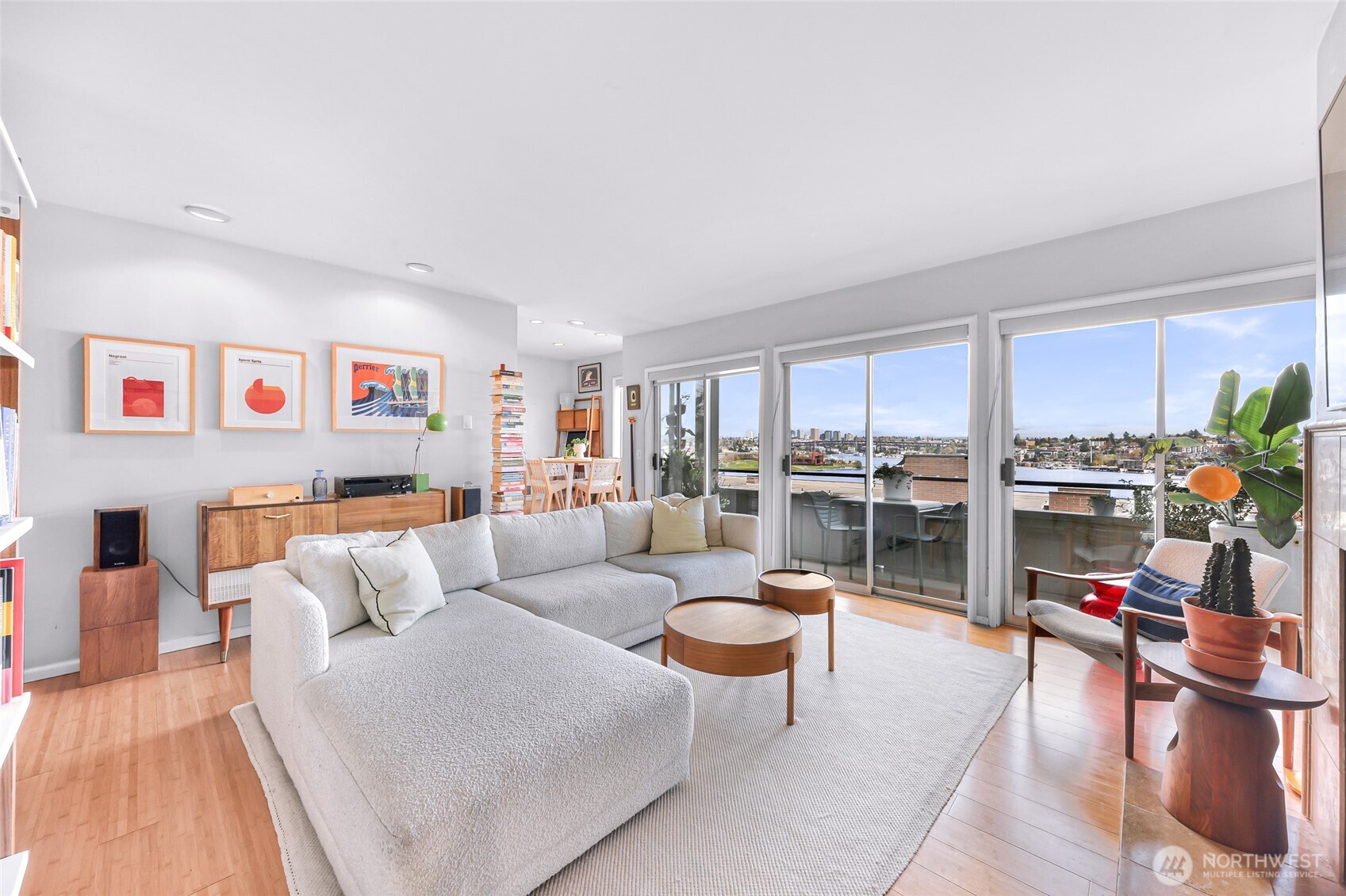 2134 Waverly Place N #202, Seattle, WA 98109