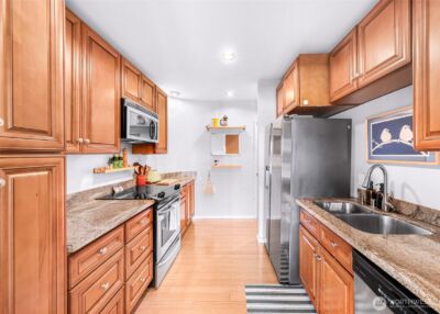 2134 Waverly Place N #202, Seattle, WA 98109 - Photo 11