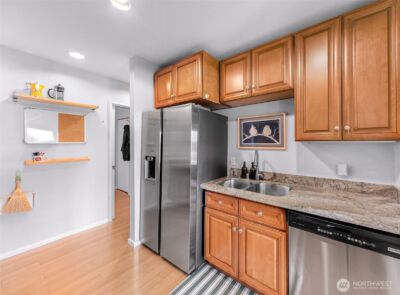 2134 Waverly Place N #202, Seattle, WA 98109 - Photo 12