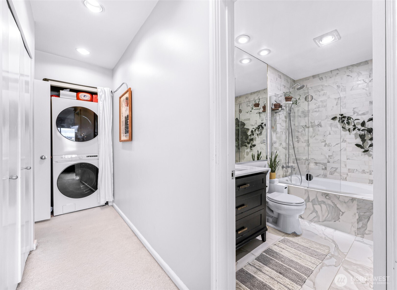 2134 Waverly Place N #202, Seattle, WA 98109