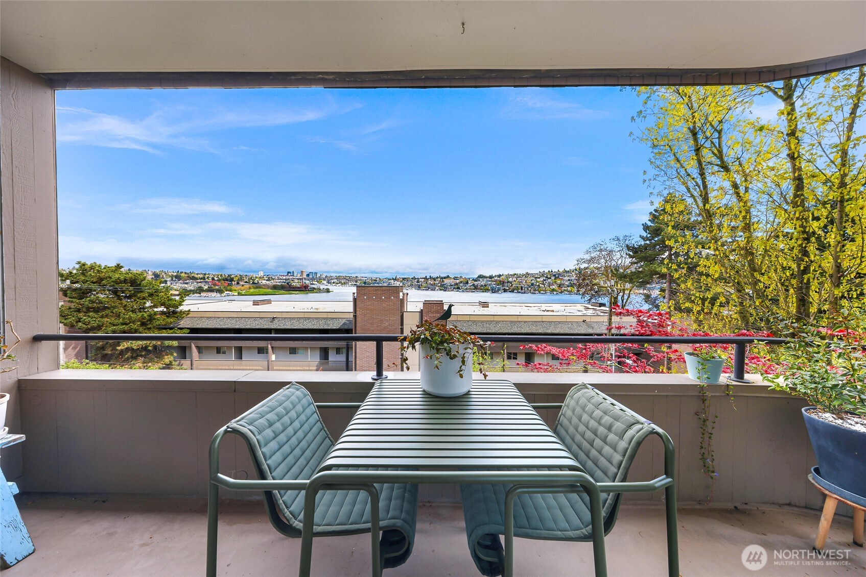 2134 Waverly Place N #202, Seattle, WA 98109