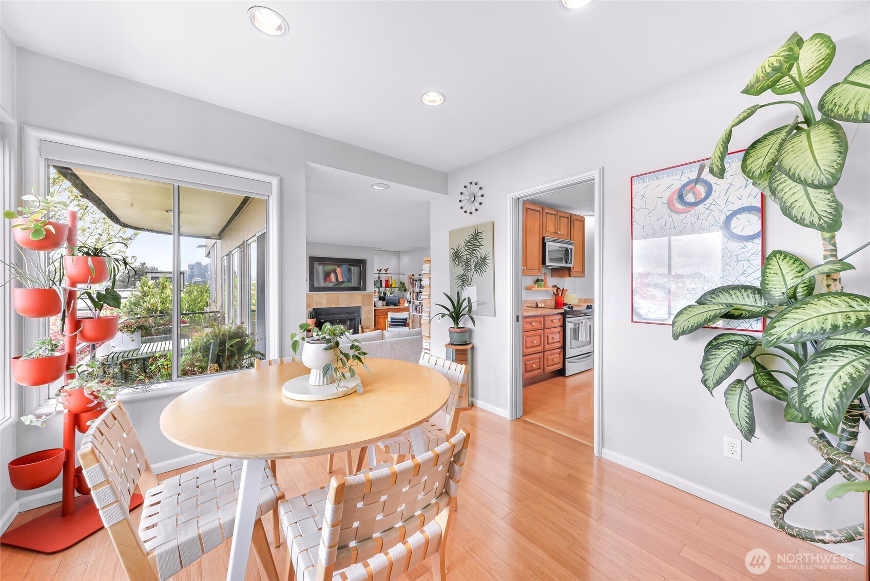 2134 Waverly Place N #202, Seattle, WA 98109
