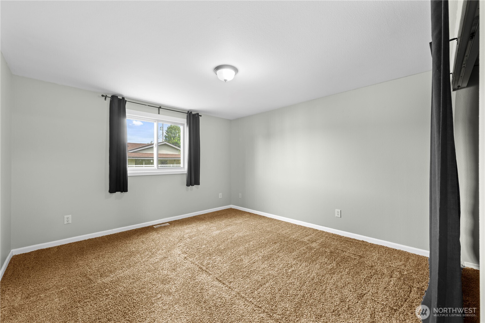 709 Lois Lane , Sultan, WA 98294