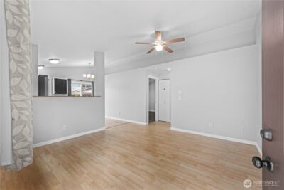 709 Lois Lane , Sultan, WA 98294 - Photo 4