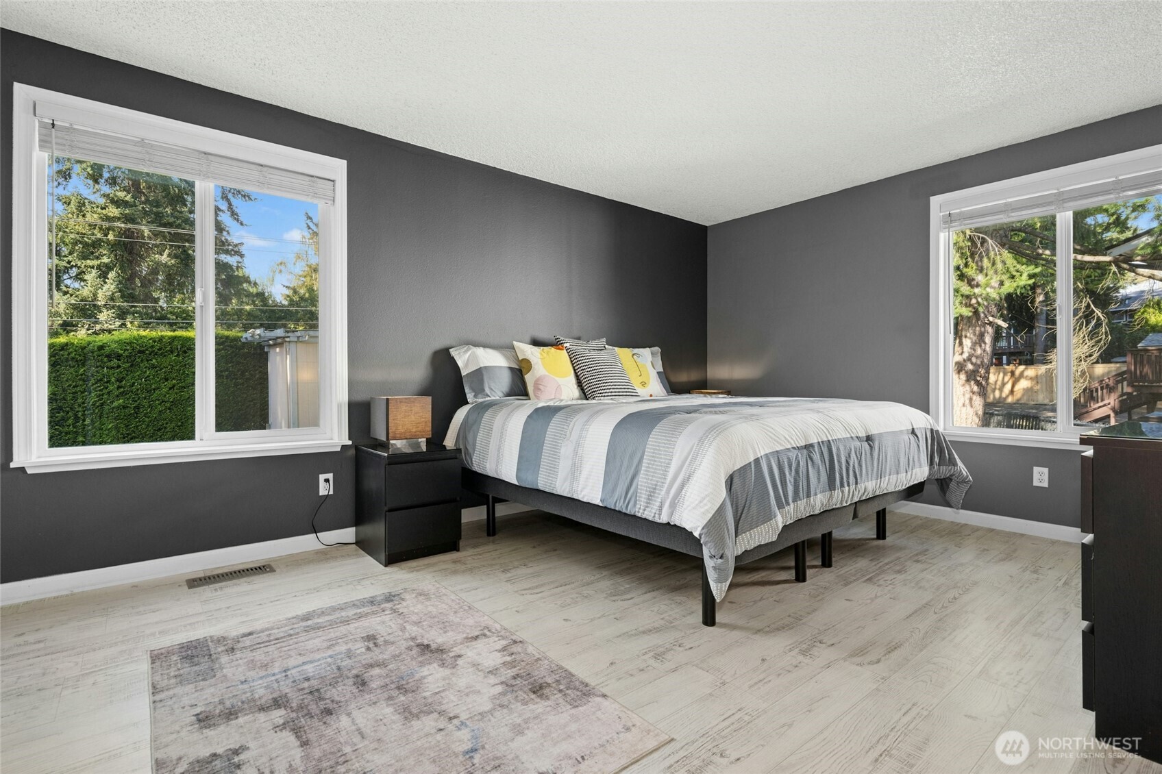 8310 NE 122nd Place , Kirkland, WA 98034-5838