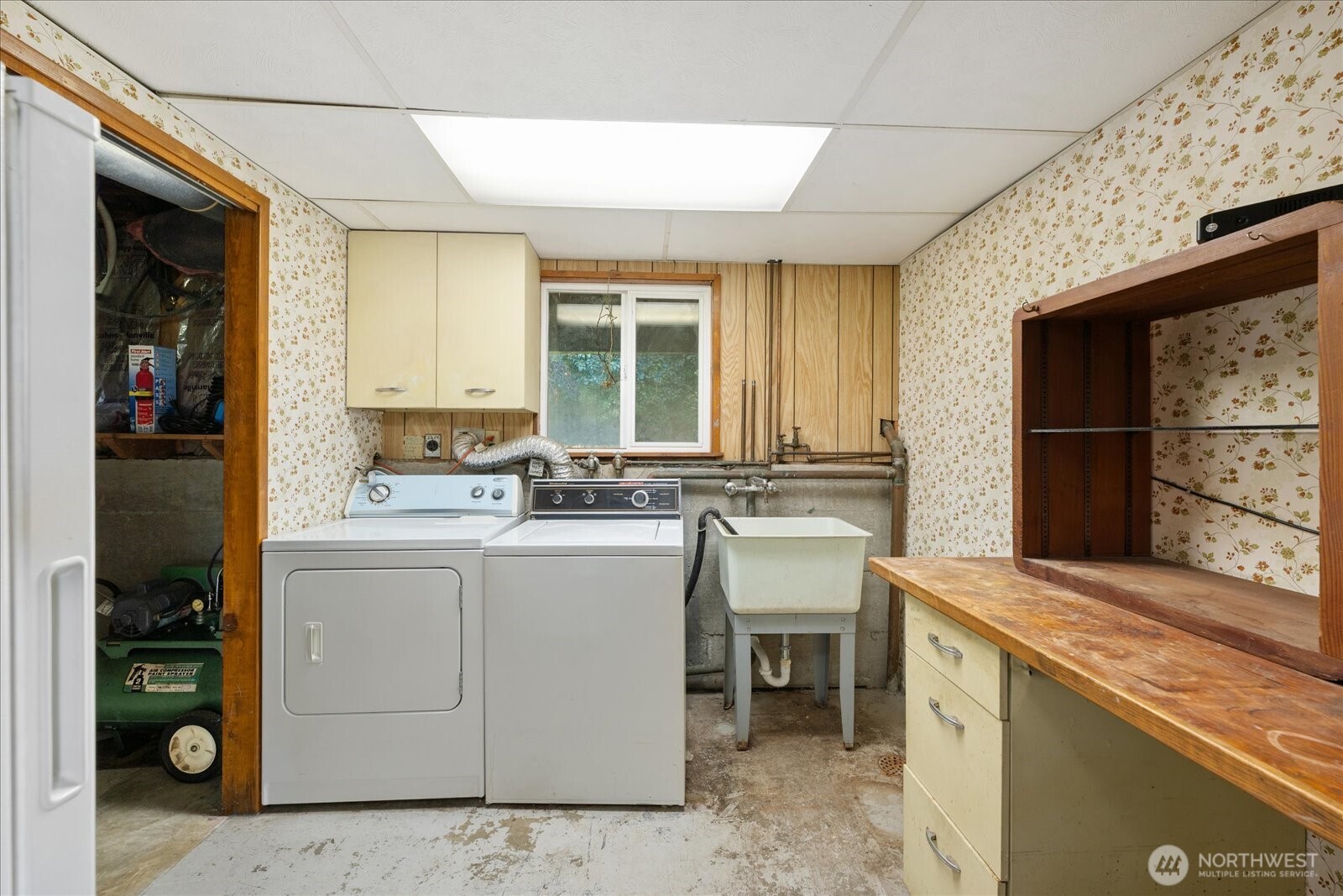 1215 S 234th Place , Des Moines, WA 98198