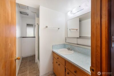 1215 S 234th Place , Des Moines, WA 98198 - Photo 17
