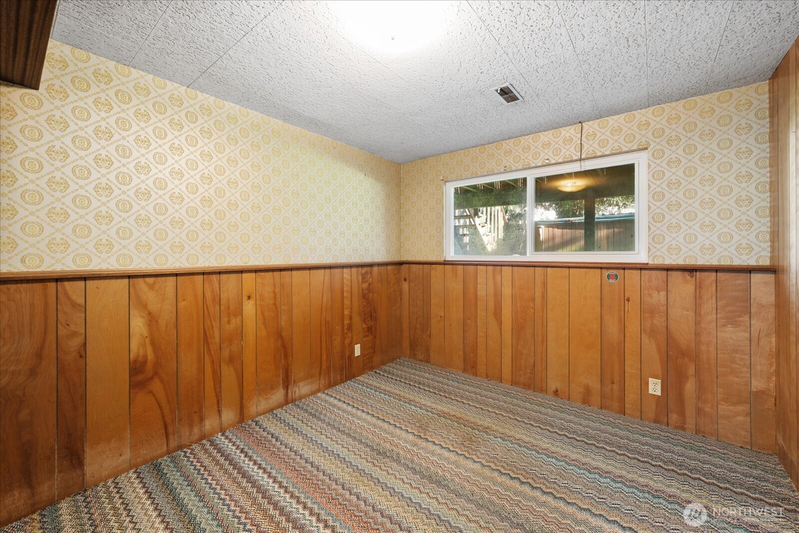 1215 S 234th Place , Des Moines, WA 98198