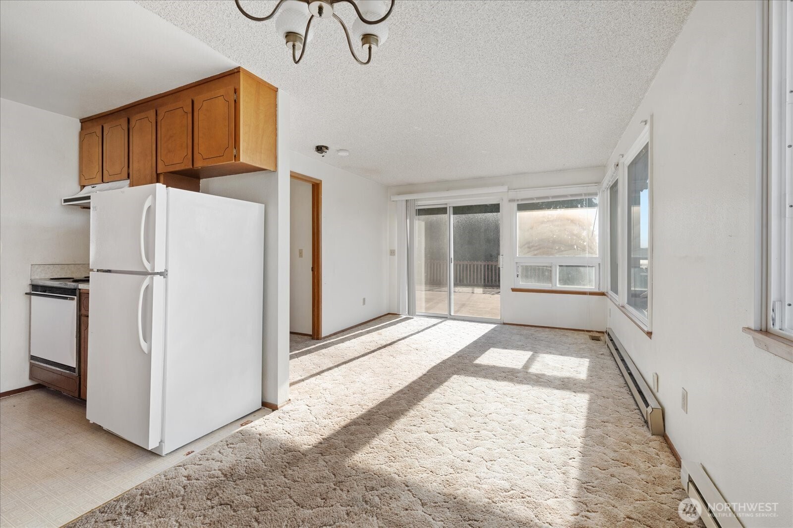1215 S 234th Place , Des Moines, WA 98198