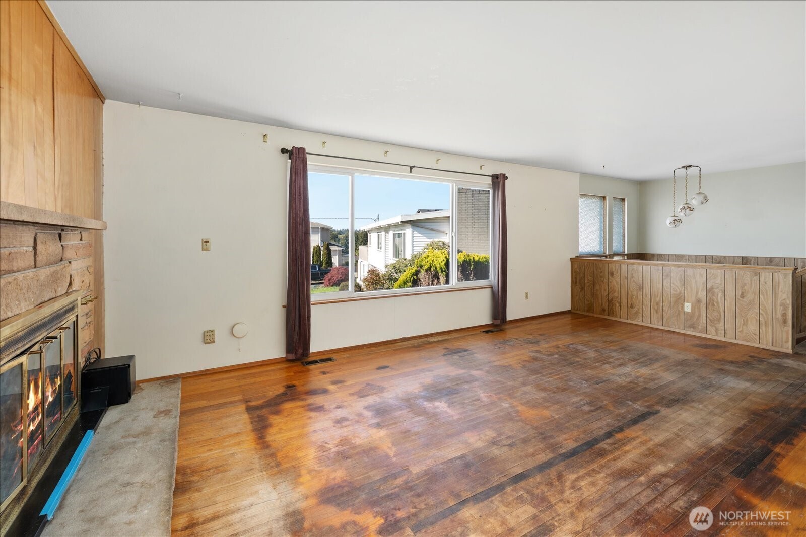 1215 S 234th Place , Des Moines, WA 98198