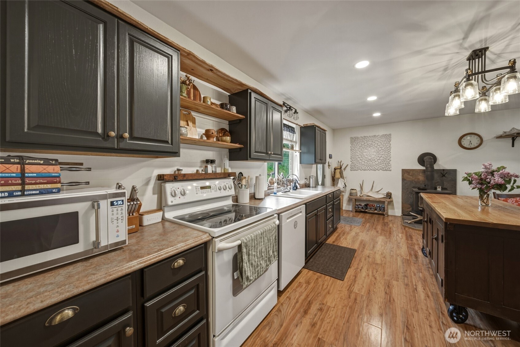 938 Patit Road , Dayton, WA 99328