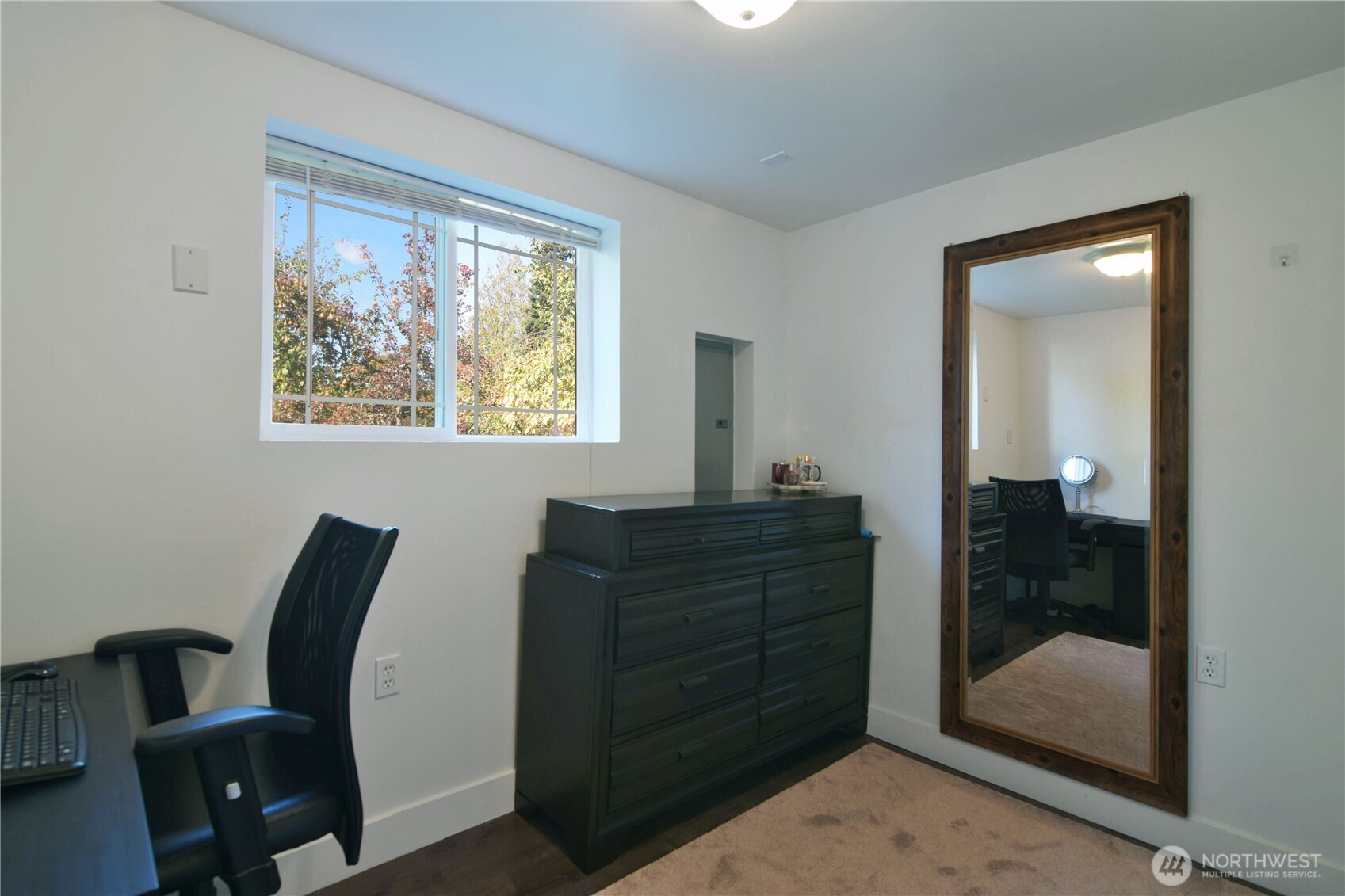 23116 80th Place W, Edmonds, WA 98026